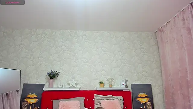 KattyPeachX live sex cam