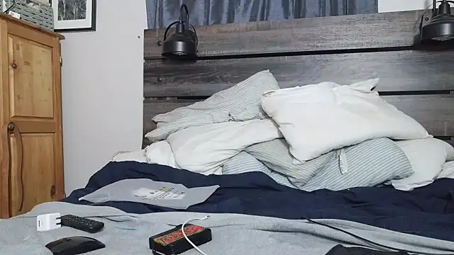 spazz247's cam snapshot