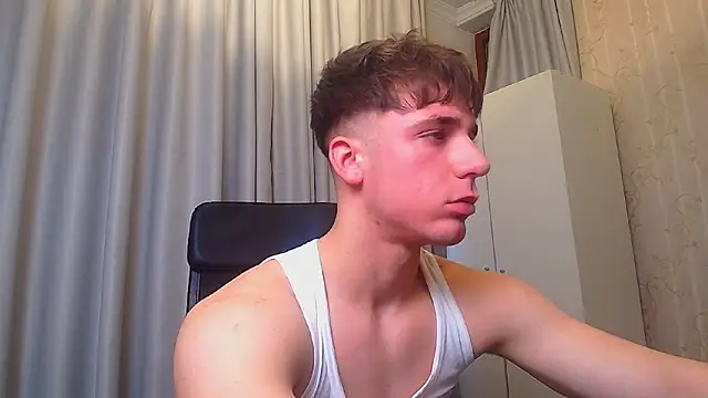 KellenWest's cam snapshot