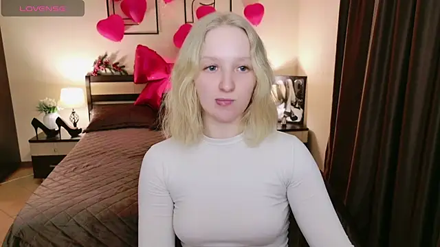 SummerPink's cam snapshot