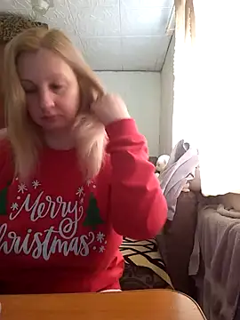 BustyBlond live sex cam