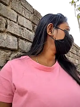 Ishu_Lovee's cam snapshot