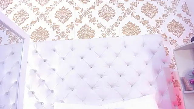 pinky__bunny's cam snapshot