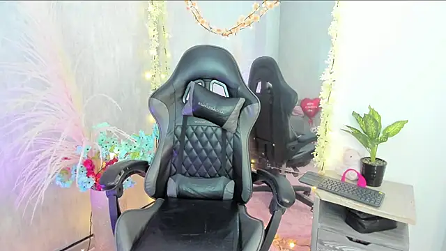 ValerySilva's cam snapshot