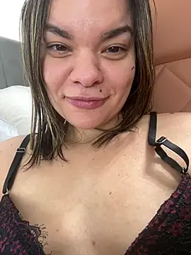 Zyrella's cam snapshot