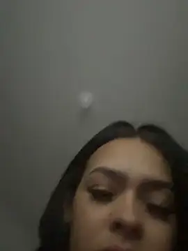 Lylyyy01's cam snapshot