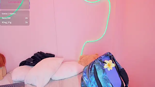 Kiikilove149 live sex cam