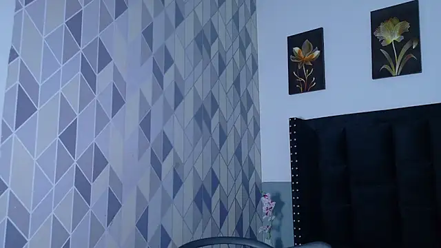 kinkyandsavage live sex cam