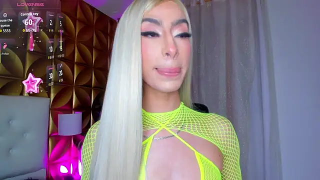 Martina_Sky_ live sex cam