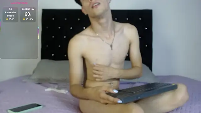 axxxel_twink live sex cam