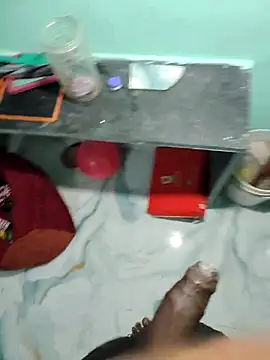 RAYI_Queen_4 live sex cam