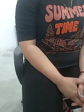 payal_261072_'s cam snapshot