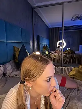 LunaAlya's cam snapshot