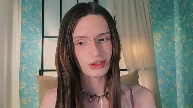 madi_snow live sex cam