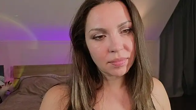 BarbaraBree's cam snapshot