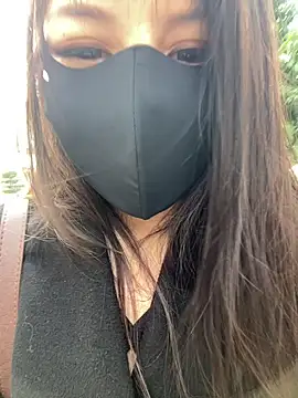 Carlin-yiyi live sex cam