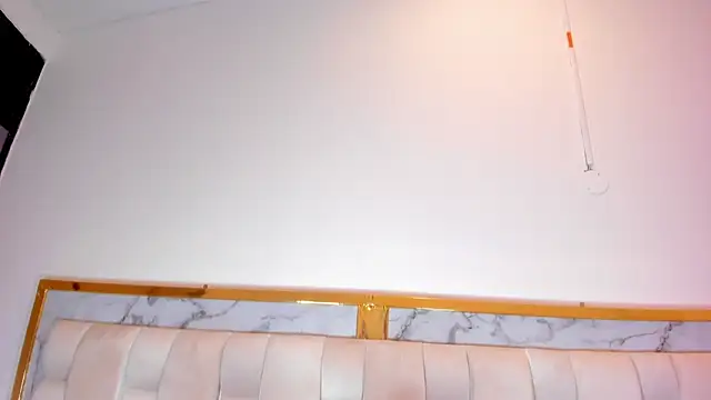 Scaarlett_22_ live sex cam