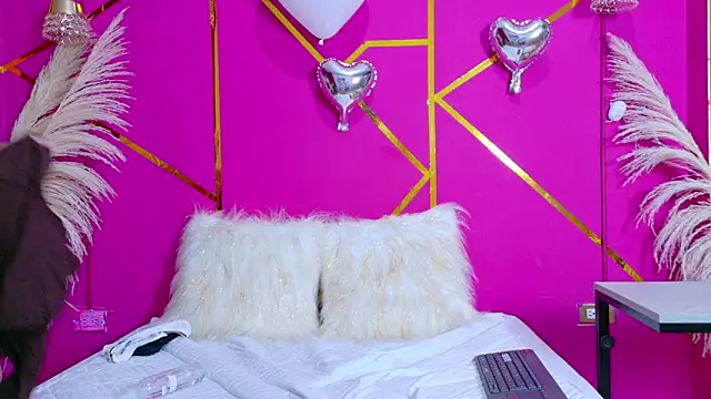 scarletdream5's cam snapshot