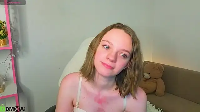 Olivia_Riesz's cam snapshot