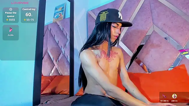 MeghanQueen__ live sex cam