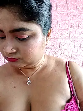 hornyriyanka live sex cam