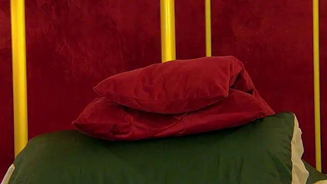 ChloeSins_ live sex cam