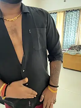 FlirtyxBoy's cam snapshot