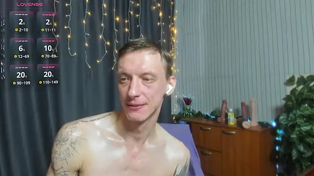 Jamie_Inked's cam snapshot