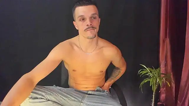 DonyBrown's cam snapshot