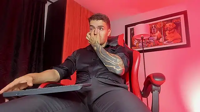ALPHA_DOMINUS_ live sex cam