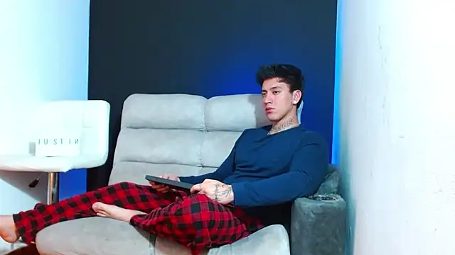 JUSTIN_FULLER1 live sex cam