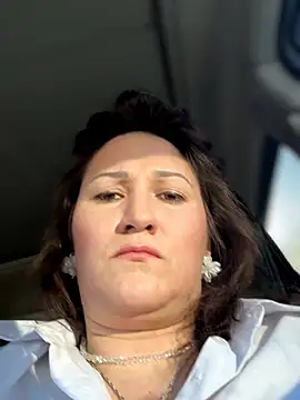 ZhenjaPoledance live sex cam