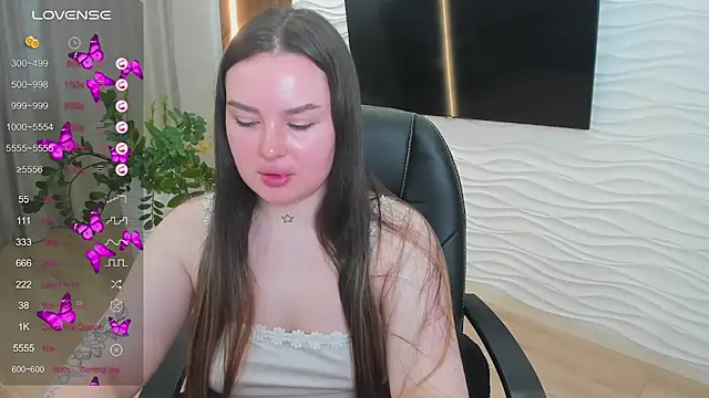 Mia_Milkvey's cam snapshot