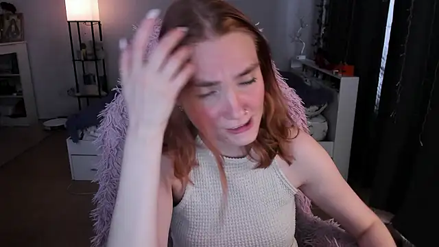 ReddHotPipper's cam snapshot