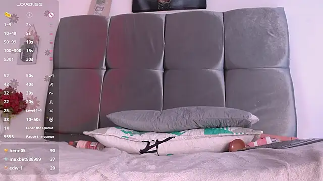 Karol_wish's cam snapshot