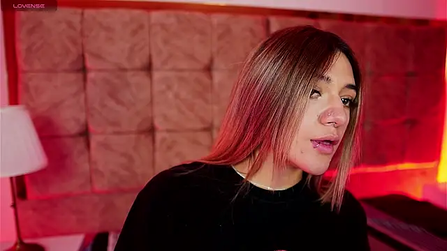 ashleyvalirya's cam snapshot