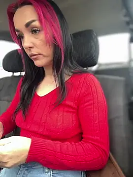 MeganFoxiy's cam snapshot