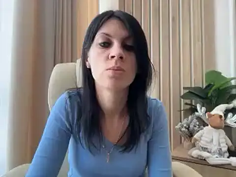 InjaAtHome live sex cam