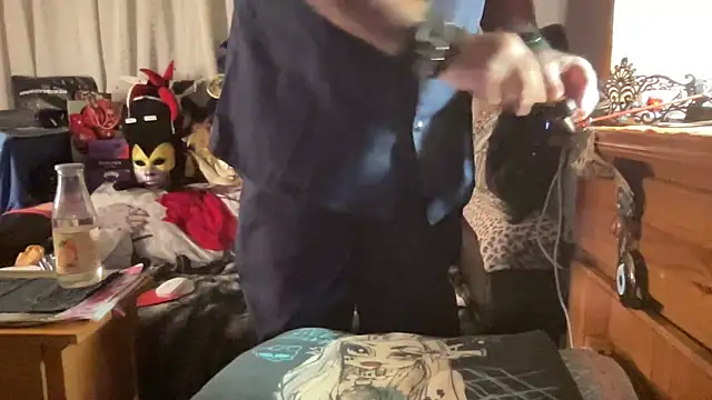 EroticVenetian live sex cam