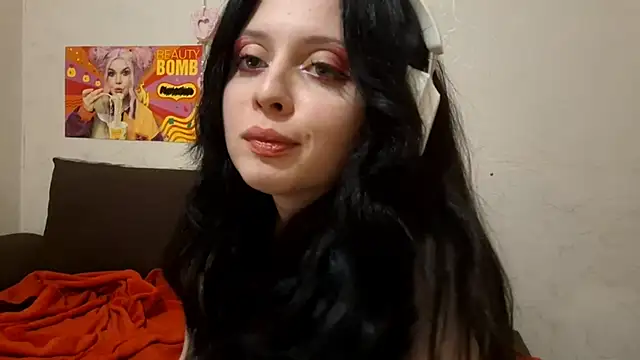 MindyMinty's cam snapshot