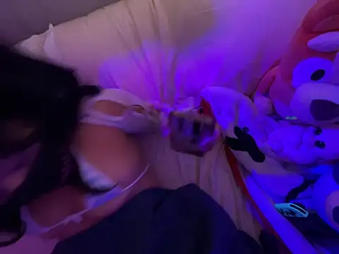 Onlypawzz live sex cam