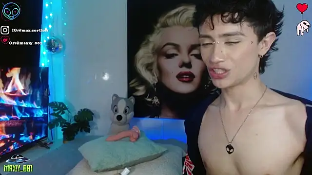 maxiy_001 live sex cam