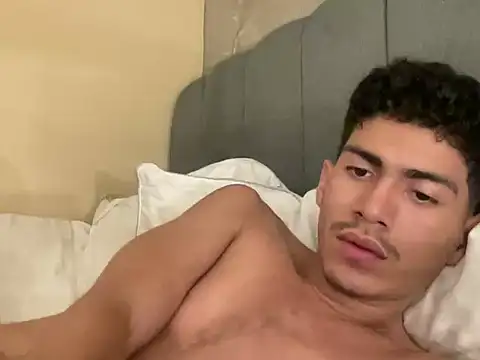 WildLogan live sex cam