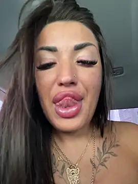 RuslanaXX live sex cam