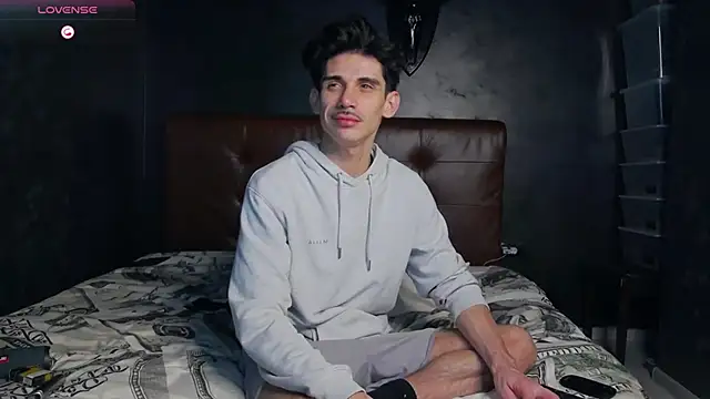 DanielCrush1 live sex cam