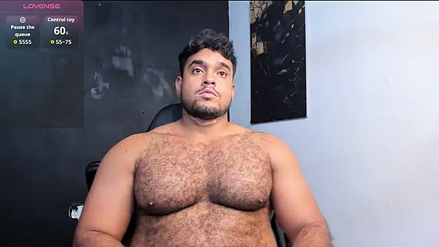 Big_furry_bear13 live sex cam