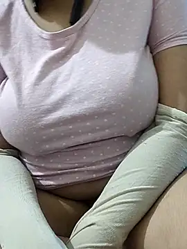 mallupriyapriya live sex cam