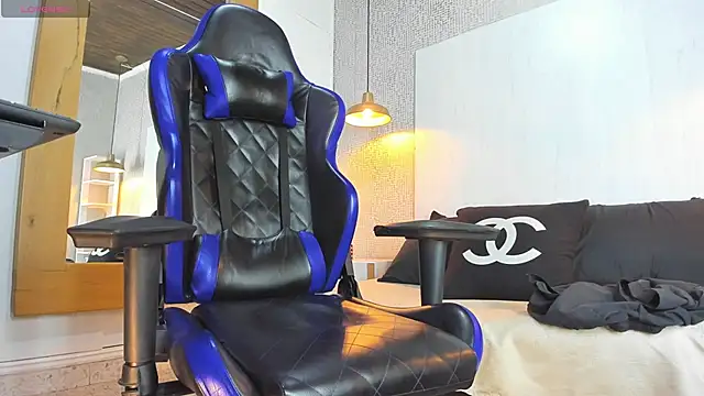 Dusan_Grey77 live sex cam