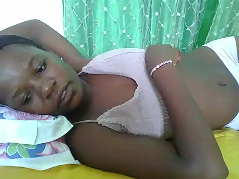 sweetchic_'s cam snapshot