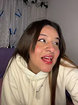 Linda_Bellucci's cam snapshot